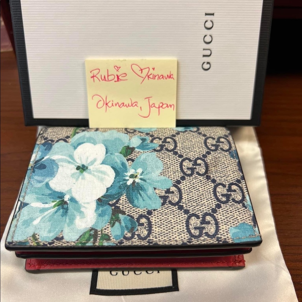 💙BLOOMS CARD CASE BNIB Made in Italy🇮🇹 Red Leather interior. BNIB